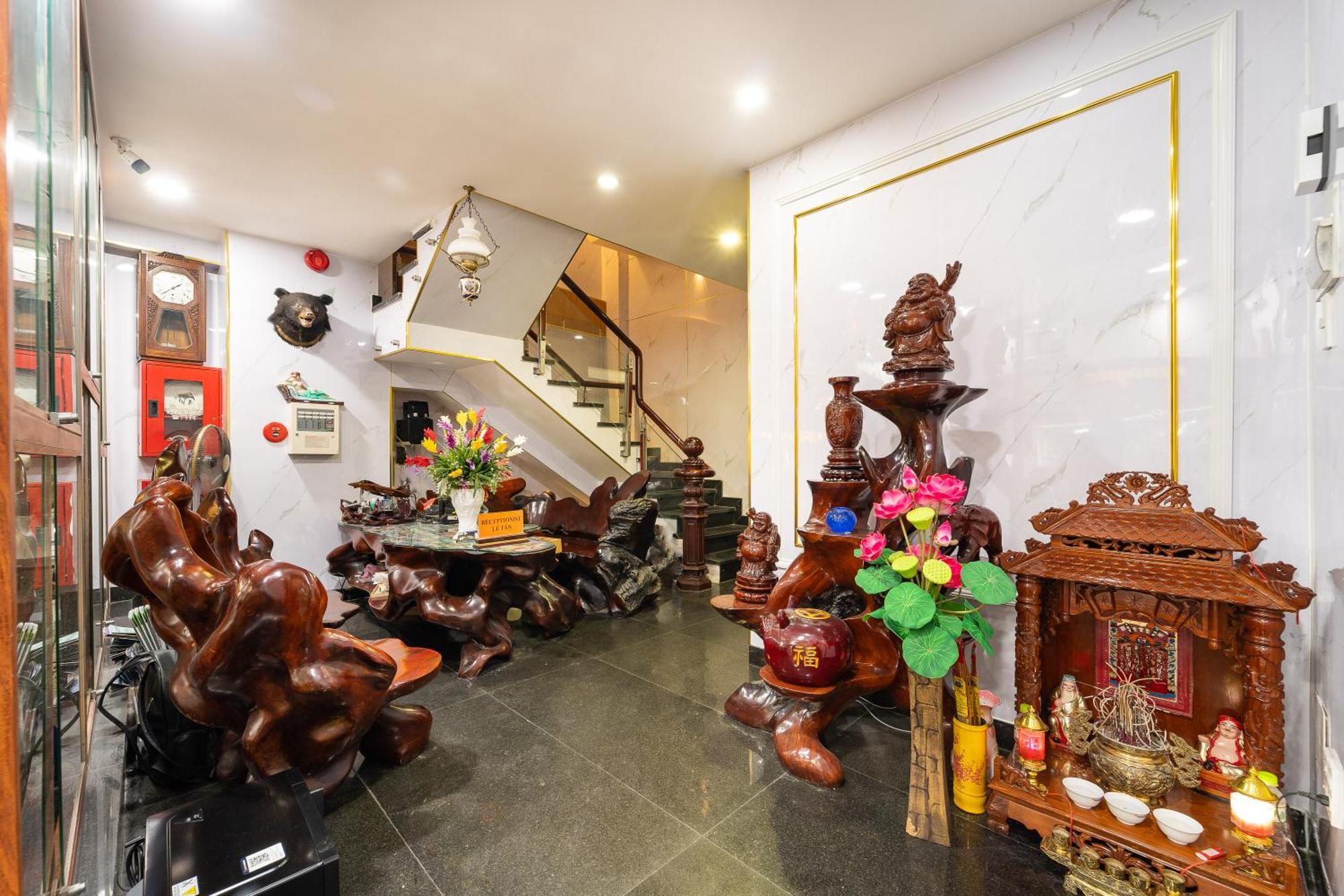 Diamond Luxury Ben Thanh Ho Chi Minh City Exterior photo