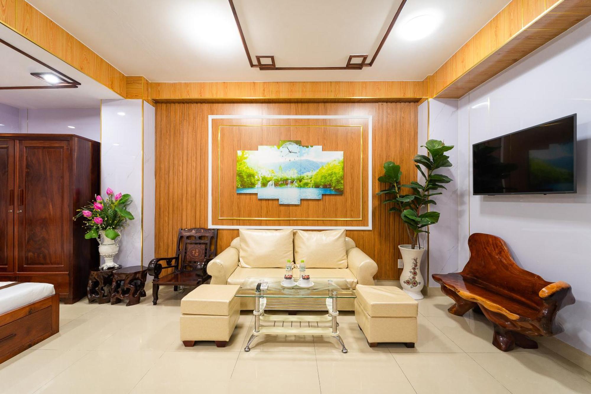 Diamond Luxury Ben Thanh Ho Chi Minh City Exterior photo